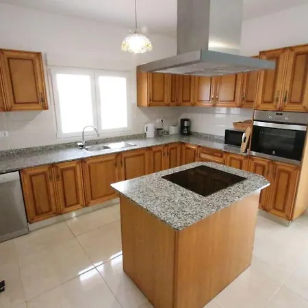 'valle Del Sol' With Private Swimming Pool And Coast Views!